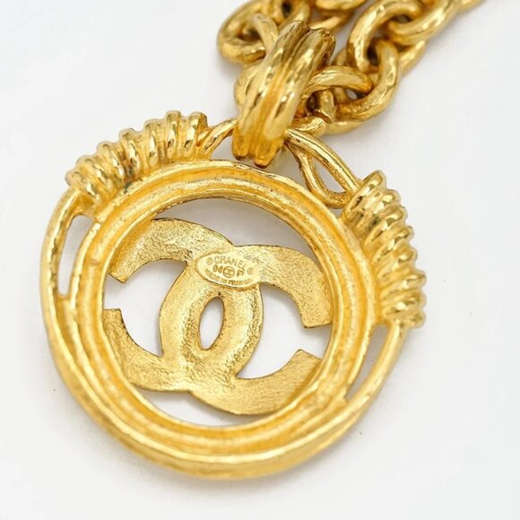 CHANEL CC Logo Round Pendant Necklace 32" Gold Tone 94P Auth w/Box #20240-3 - Picture 5 of 9